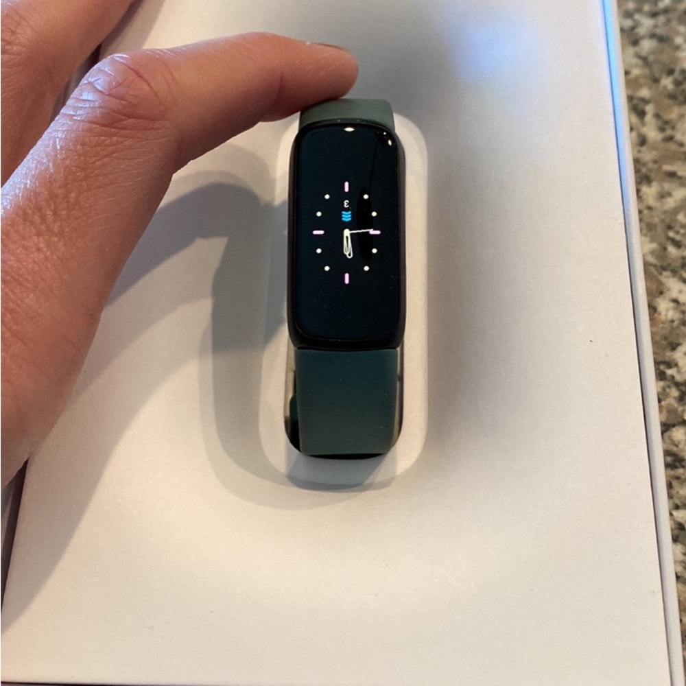 Fitbit Luxe